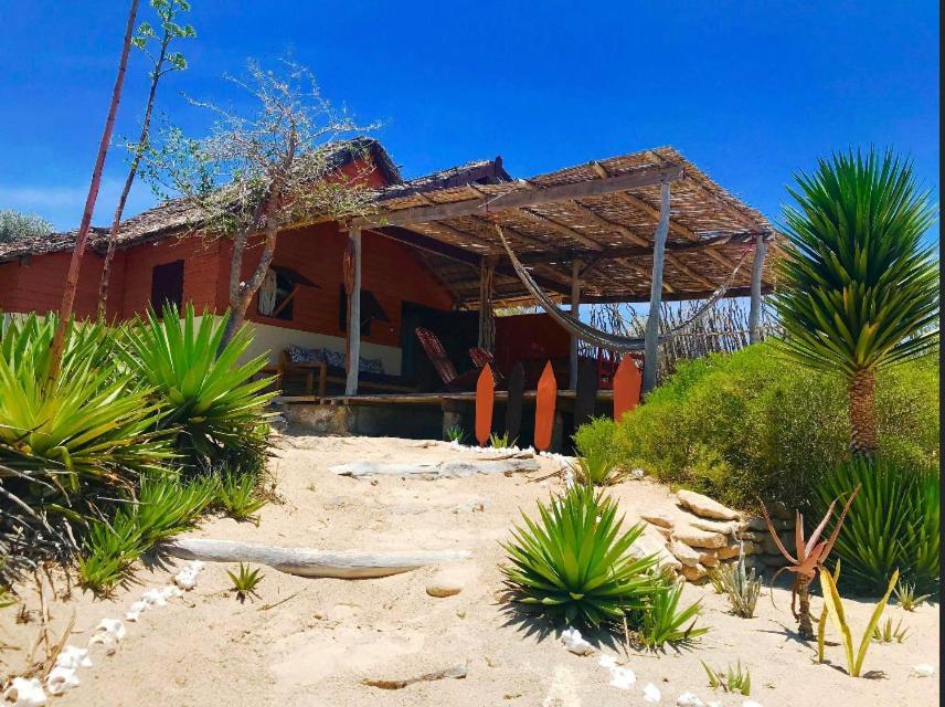 Mada Surf Ranch Hotel Anakao Exterior foto